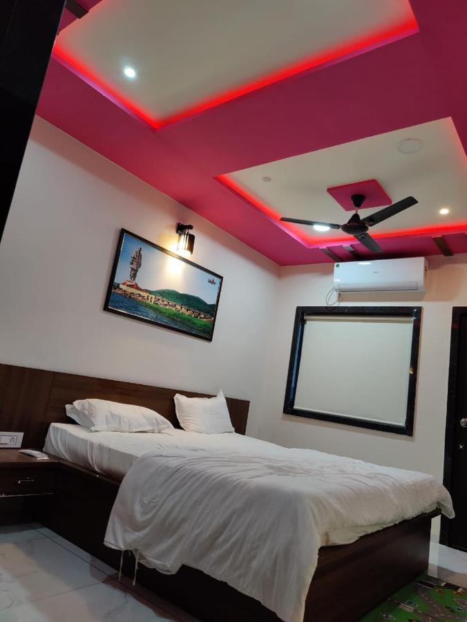 Hotel Sardar Rooms Garudeshwar 외부 사진